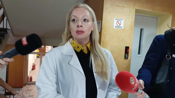 Андоновска: Земени се примероци и дополнително се прават и други анализи кои не се поврзани со храна и вода