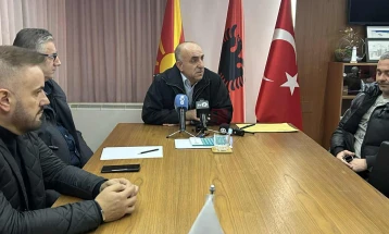 Fadil Xhelili mori detyrën e 