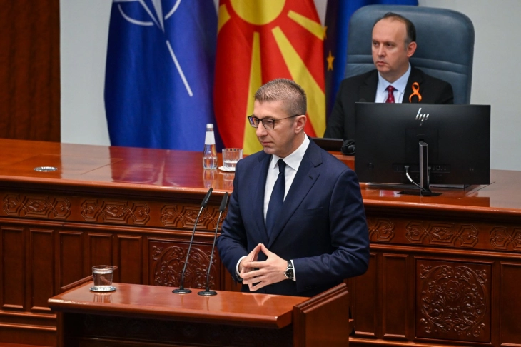 Мицкоски: Владата избира владин повереник и логично е дека ќе избере повереник во којшто има доверба