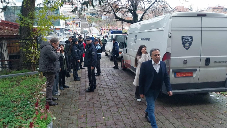 Мајка на еден од обвинетите за убиството на турскиот државјанин нападнала полициска службеничка