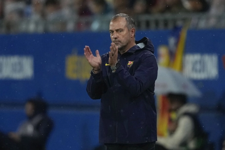 Педри ќе биде на располагање на тренерот Флик