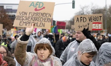 Протести и доцнења на основачкиот Конгрес на новата младинска организација на АфД во Гисен