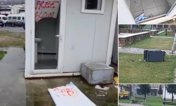 Вандализам на повеќе локации во Македонска Каменица, градоначалничката бара од надлежните да ги пронајдат сторителите