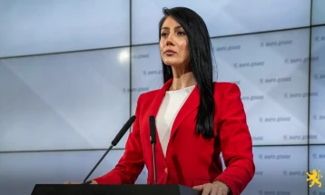 Андоновска: Со одобрување на Заев, Филипче и Николовски се празнеле и препродавале стоковите резерви на црните пазари