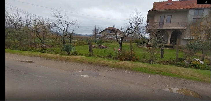Водата од поплавените места на Чешиново – Облешево се повлекува, сега најпотребна е чиста вода за пиење