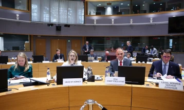 Министрите за одбрана на ЕУ бараат итен договор за опциите за финансирање на Украина