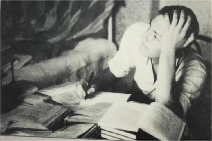 Наградите „Ацо Караманов“ за поетите Тихомир Јанчовски и Роза Бујанова