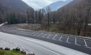 ЈПДП: Создаваме услови за непречен проток на сообраќајот кај Бигорскиот манастир