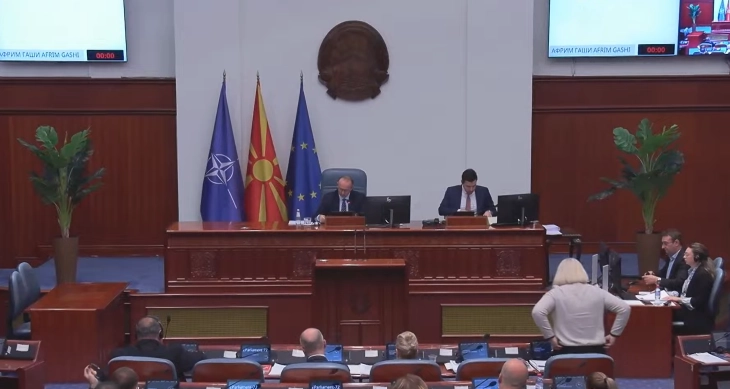 Kuvendi e konstatoi dorëheqjen e gjykatëses kushtetuese Dabvoviq-Anastasovska, VMRO-DPMNE me kërkesë për marrëveshje për një komision hetimor për tragjeditë