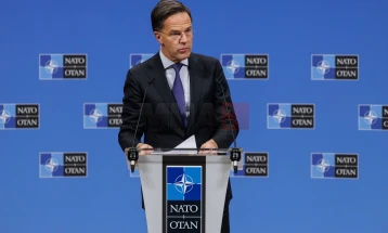 Руте: Само Трамп може да го надмине ќорсокакот во војната во Украина