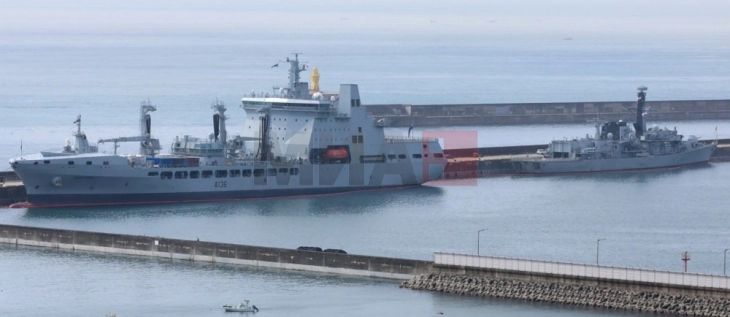 Флота воени британски и норвешки бродови ќе лови руски шпионски бродови