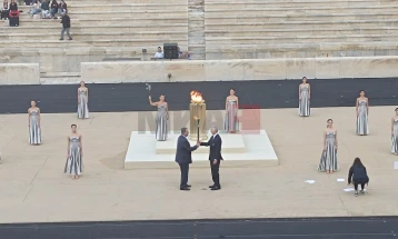 Организаторите на ЗОИ „Милано Кортина 2026“ го презедоа олимпискиот оган, од Грција тргна за Италија