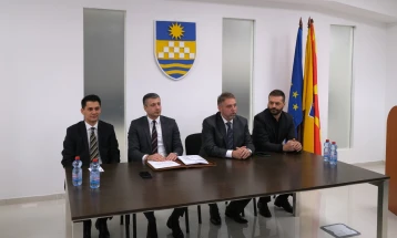 Министерот Перински во посета на Општина Карпош