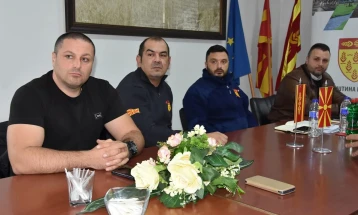 Пожарникарите доброволци кај кочанскиот градоначалник, се бараат извори на финансирање на ДПД