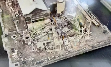 Еден загинат при уривање на дел од магацин во пристаништето во Антверпен