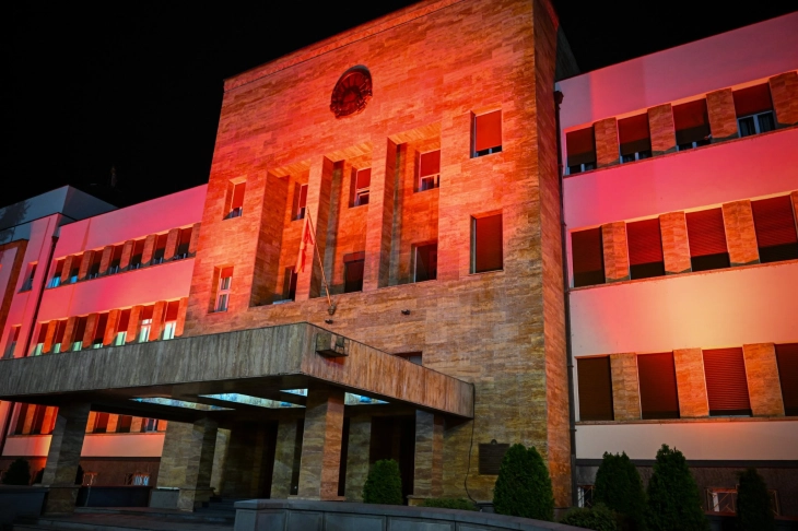 Kuvendi sonte u ngjyros në ngjyrë portokalli me rastin e fushatës botërore “16 Ditët e aktivizmit kundër dhunës me bazë gjinore” 