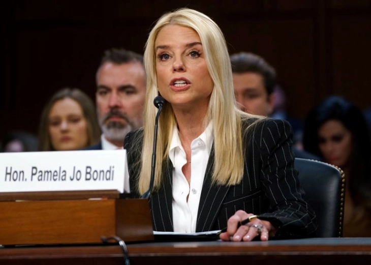 Американската државна обвинителка Пам Бонди бара истраги за екстремистичките групи во САД