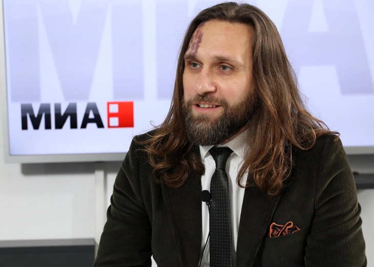 Интервју на МИА со кардиохирургот Колев: Откажете се од пушењето итно и наеднаш, не постепено, а 30-45 минути пешачење за 50 отсто ви ја намалува опасноста да завршите на кардиохиругија