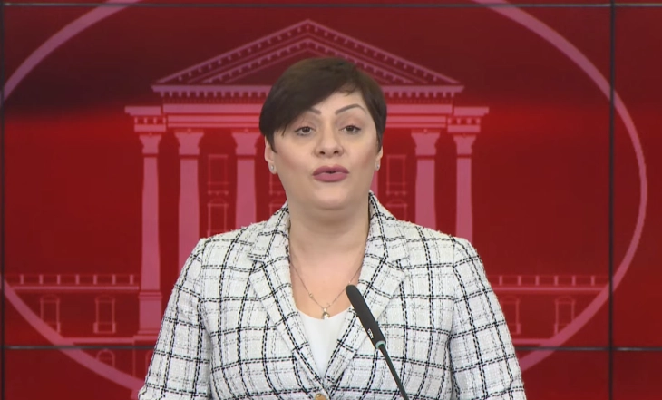 Димитриеска Кочоска: Прераспределбата на средства меѓу буџетските корисници е вообичаена пракса