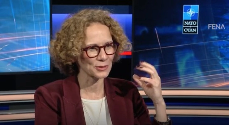 Шекеринска: НАТО внимателно го следи руското хибридно мешање во БиХ и на Балканот