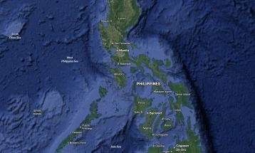 Филипини: Кина испука сигнални ракети кон авион над Јужното Кинеско Море