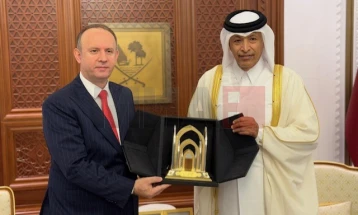 Takim i Gashit në Doha me Kryetarin e Këshillit Shura të Shtetit të Katarit dhe Sekretarin e Përgjithshëm të Komitetit Suprem për Dorëzim dhe Trashëgimi