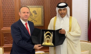 Gashi in Doha meets with Shura Council Speaker and Qatar Film Committee head