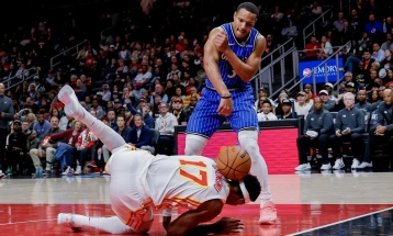 Бејн од Орландо казнет со 35.000 долари за фрлање топка кон противнички играч