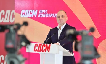 Филипче најави онлајн петиција во врска со најавите за можен влез на мигранти во земјава