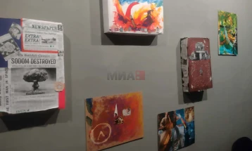 Отворена изложбата „Патувања“ - патување низ внатрешниот свет на учениците