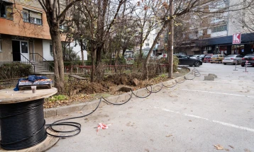 Целосно е променета мрежата на улично осветлување на улицата „11 Октомври