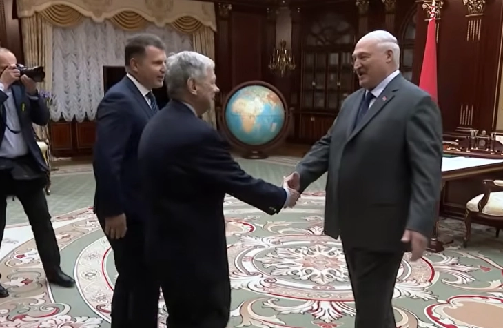 Лукашенко се сретна со американски дипломат во Минск