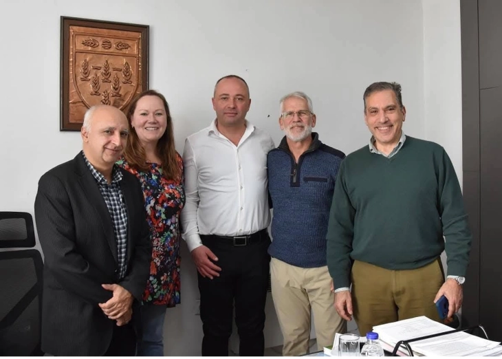 Помош за Општата болница во Коќчани и за повредените во пожарот од  Американската здравствено-едукативна организација MEI