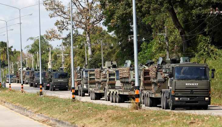 Камбоџа: Тајланд продолжува со бомбардирање и покрај повикот на Трамп за прекин на огнот