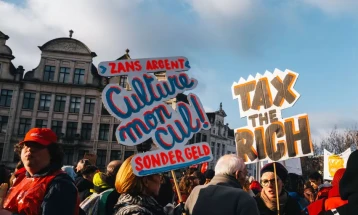 Под притисок на јавноста белгиската Влада го одложи зголемувањето на ДДВ-то и ги намали енергетските акцизи