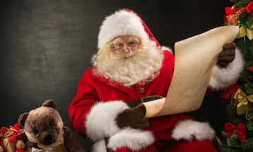 Анкета: Дури 30 отсто од руските граѓани веруваат во Дедо Мраз