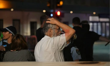 Терористички напад во Сиднеј: Најмалку 12 мртви на плажата Бонди за време на прославата на Ханука