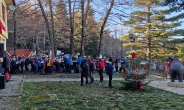 Македонските планинари на Пелистер го одбележаа светскиот ден на планините