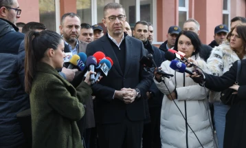 Буџетот е ликвиден, тековно се извршуваат сите обврски и се поправаат штетите од минатата власт, вели Мицкоски