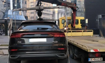 Санкционирани 104 непрописно паркирани возила во Центар за една недела