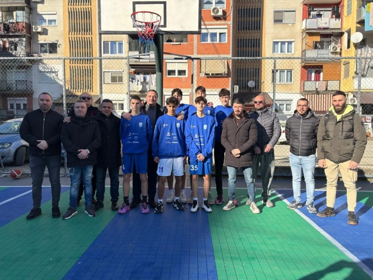 Пуштен во употреба спортско-рекреативен терен во Блок 70 во Тетово