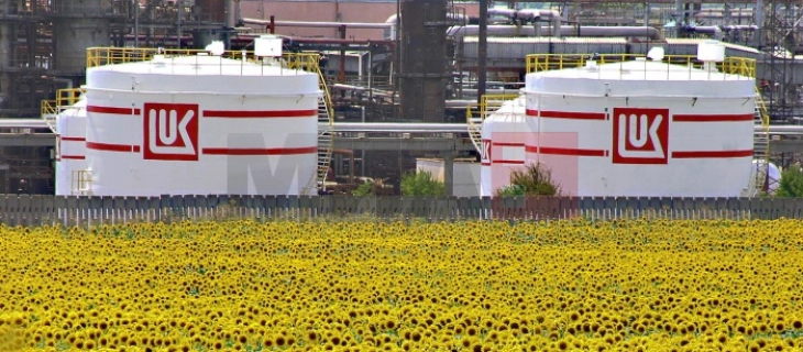 Лица поврзани со „Росњефт“ и „Лукоил“ додадени на листата на санкционирани на ЕУ