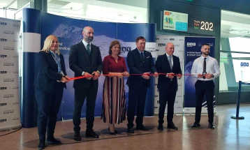 Директен лет Скопје-Прага трипати неделно, се враќа и линијата за Келн