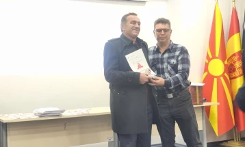 Доделени годинашните републички признанија за кривопаланечките крводарители