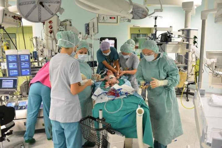 Следната недела првиот состанок со странските експерти за случајот што го обзнани интервентниот кардиолог Кедев