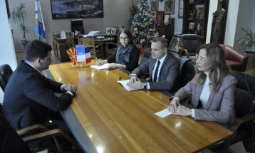 Амбасадорот на Франција Ле Риголер во работна посета на Општина Охрид