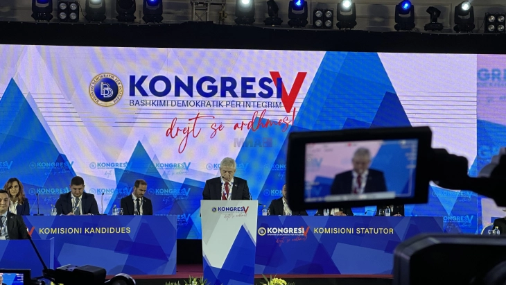 Ахмети бара избор на Владата со Бадентер и двојно мнозинство и во Уставниот суд