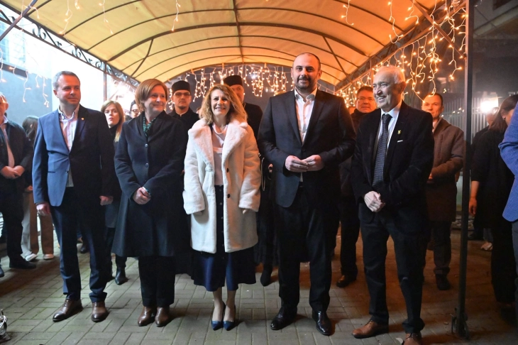 Ѓорѓиевски присуствуваше на одбележувањето на Ханука, празникот на светлината, надежта и истрајноста