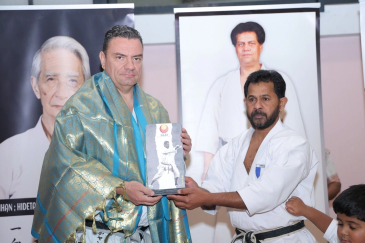 Дејан Недев одржа семинар во Париз