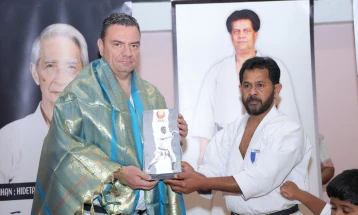 Дејан Недев одржа семинар во Париз